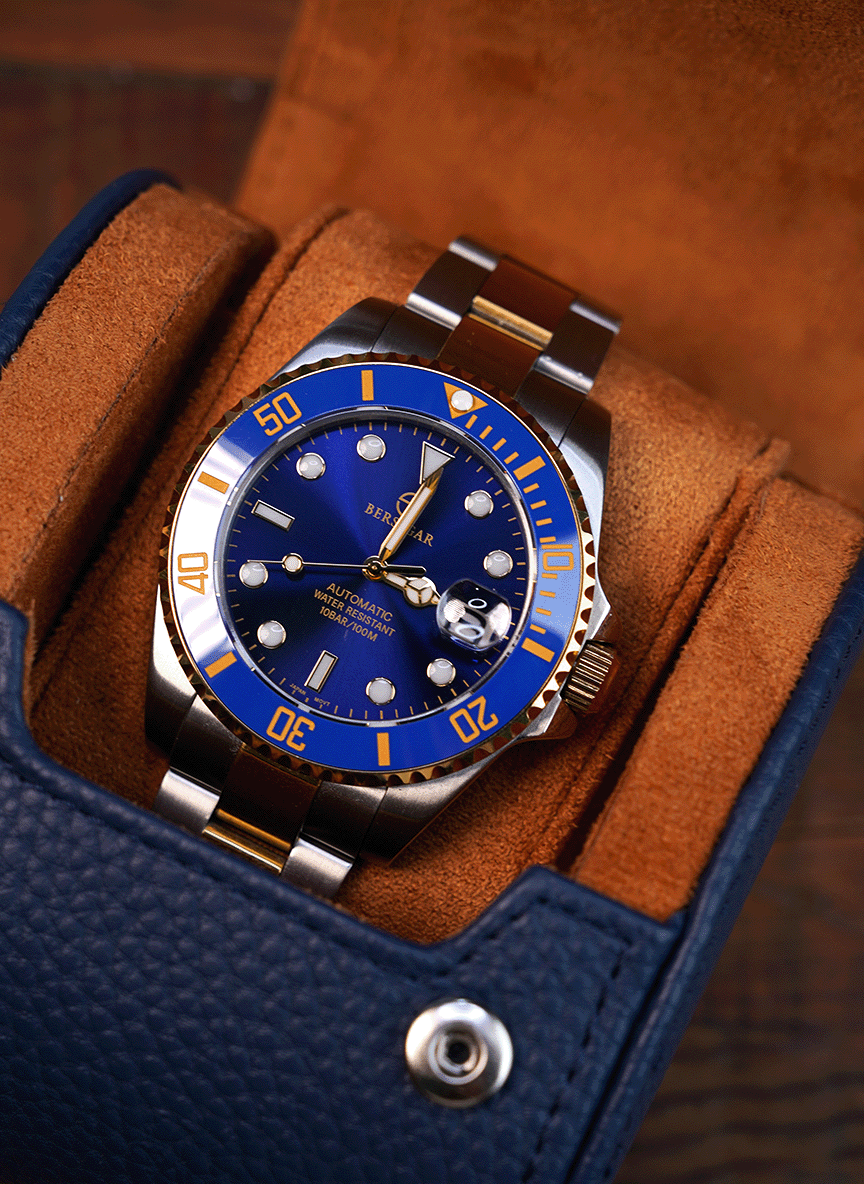 حافظة ساعة زرقاء – ساعة واحدة