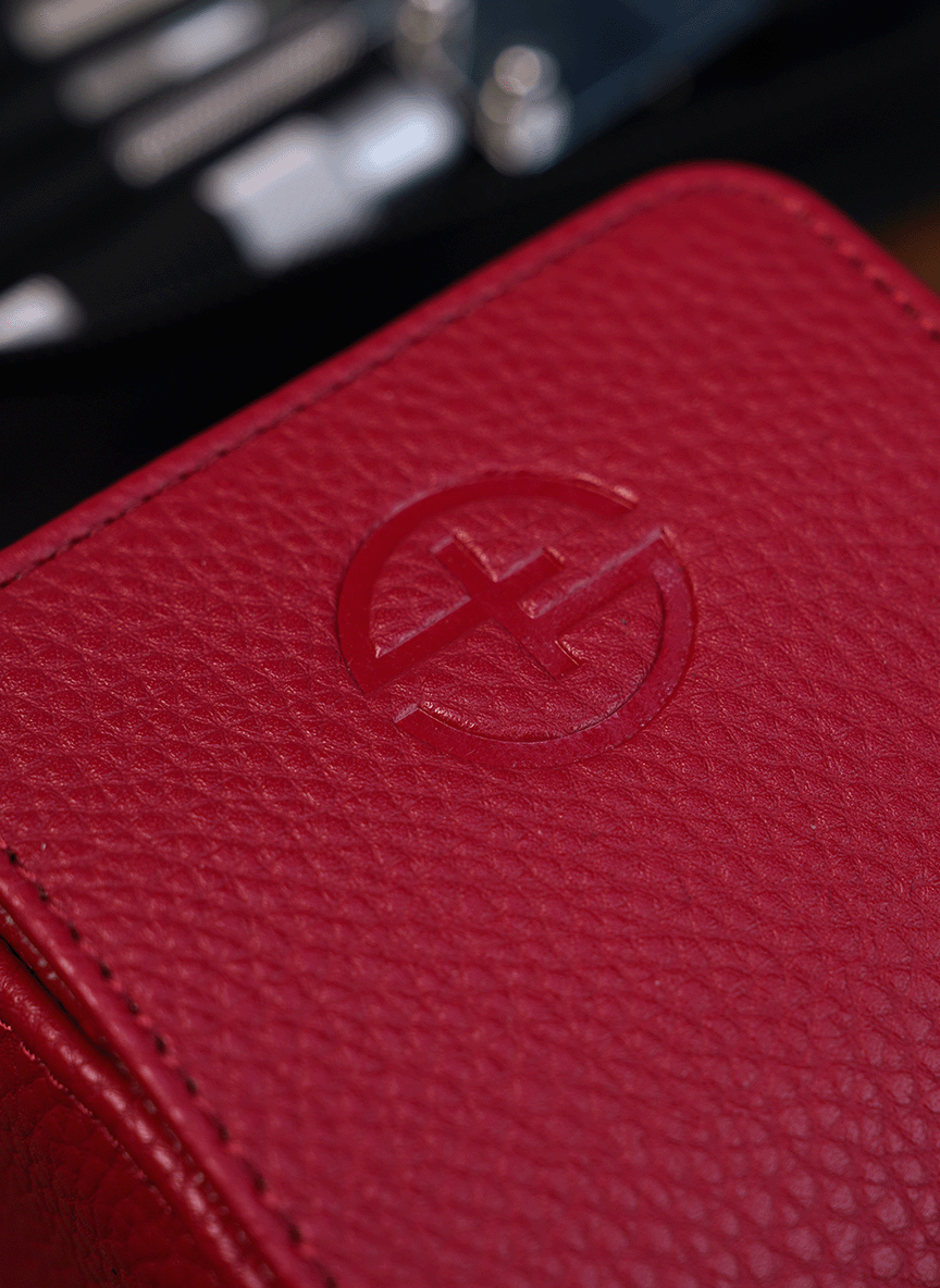 Red Watch Roll – One Watch