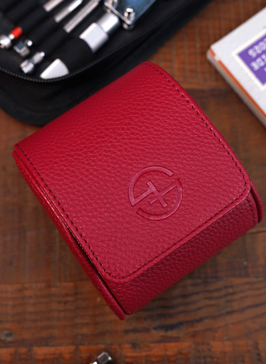 Red Watch Roll – One Watch