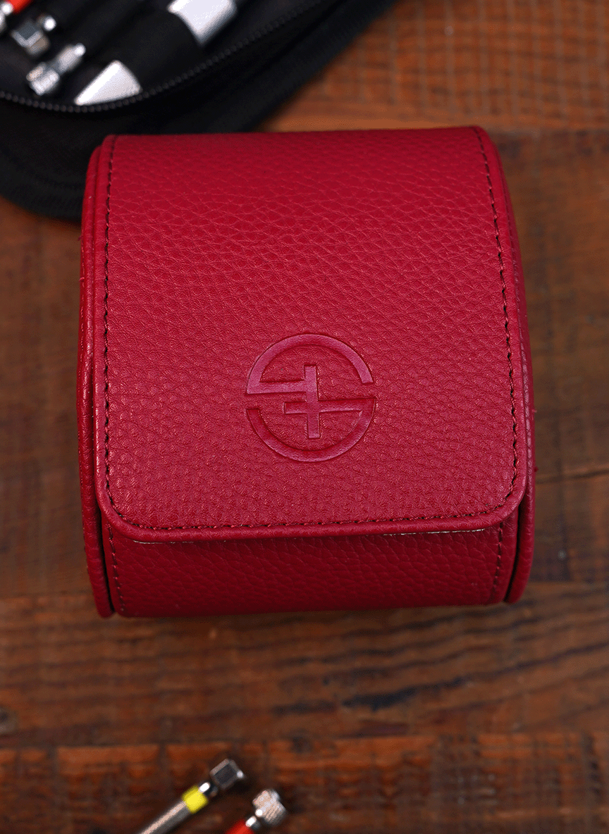 Red Watch Roll – One Watch