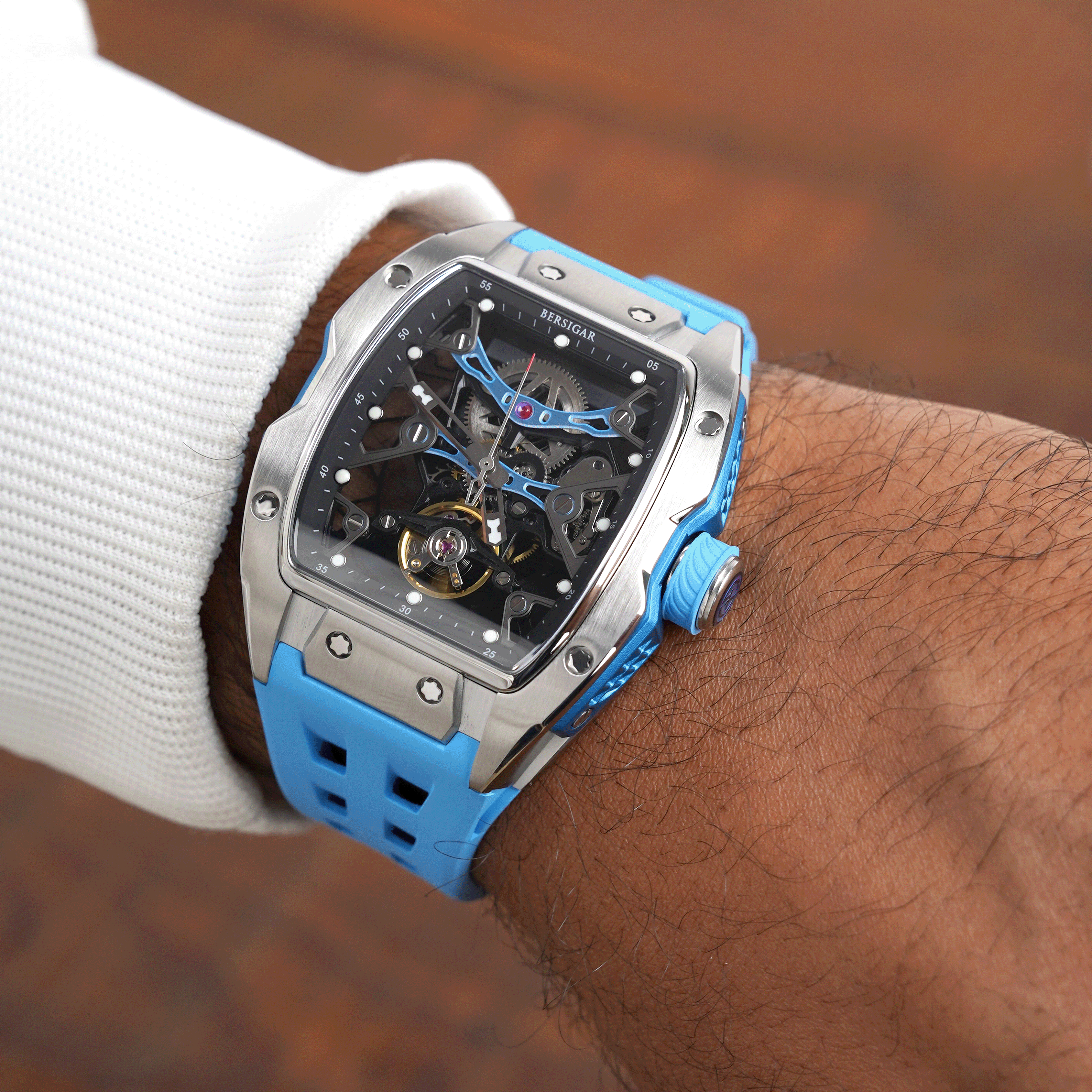 BERSIGAR RICHARDO YS018