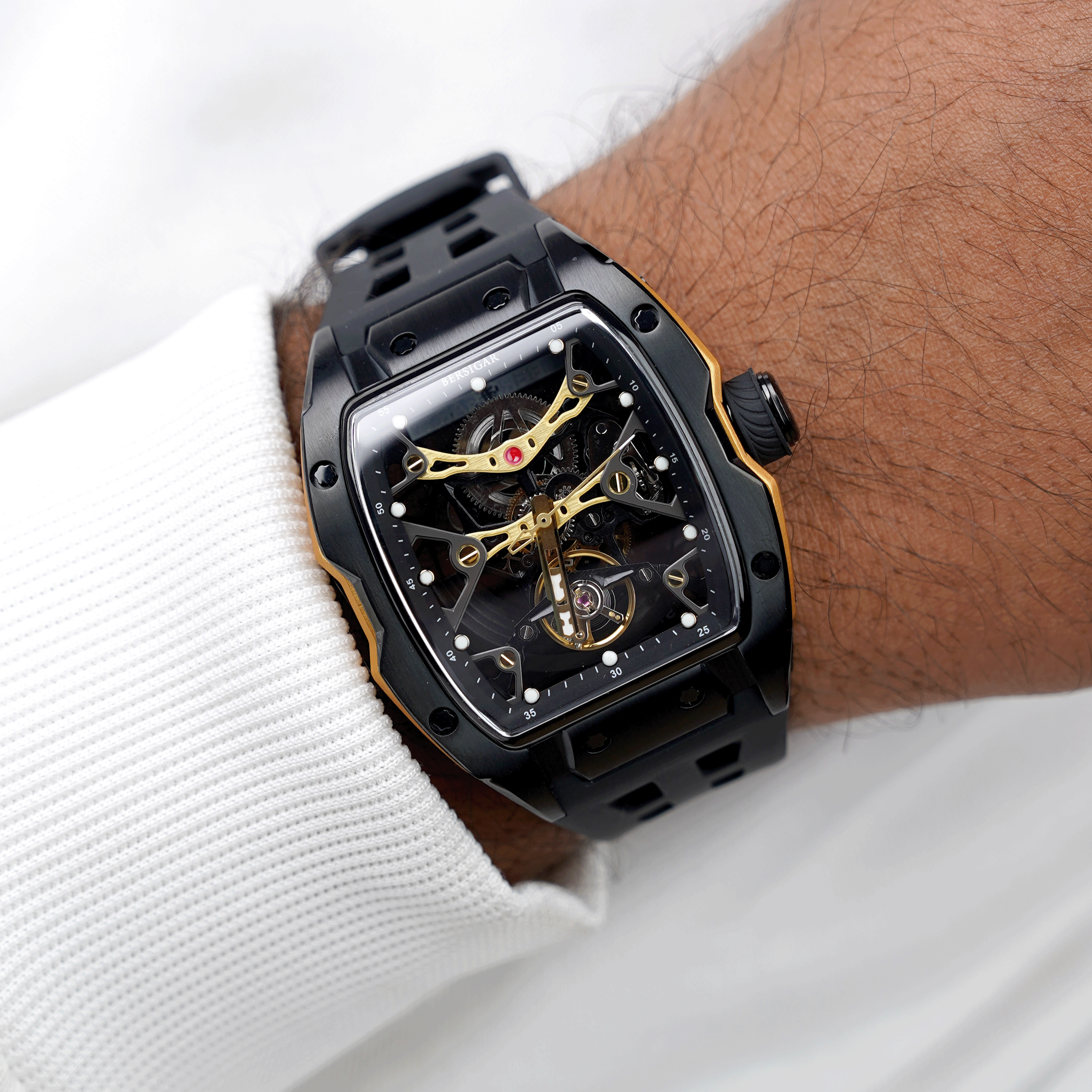 BERSIGAR RICHARDO YS018