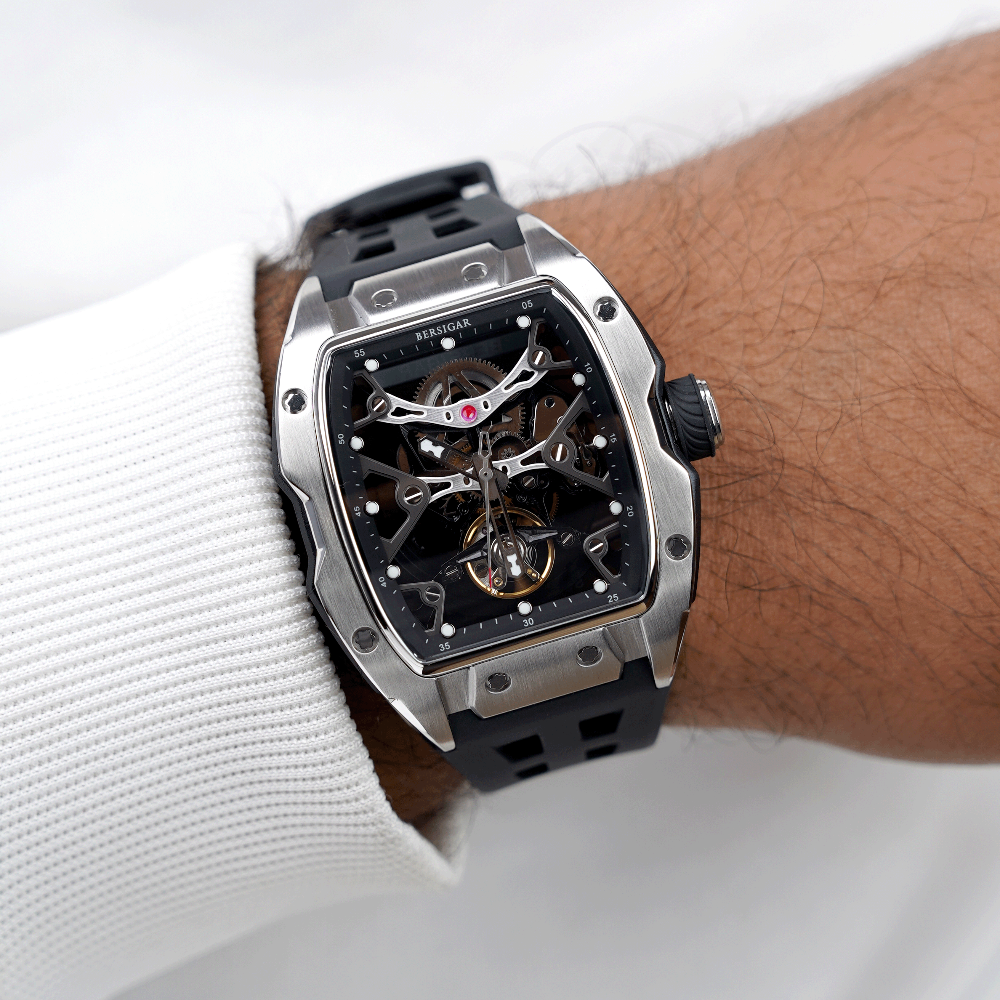 BERSIGAR RICHARDO YS018