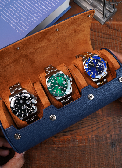 Astuccio blu per orologi – Tre orologi