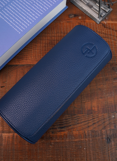 Astuccio blu per orologi – Tre orologi