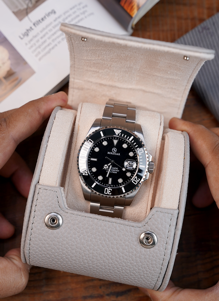 Estuche para relojes gris – Un reloj