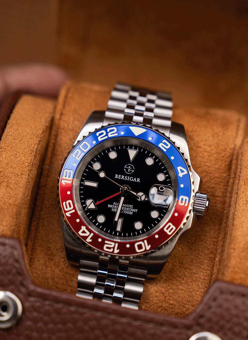 Brown Watch Roll – Eine Uhr