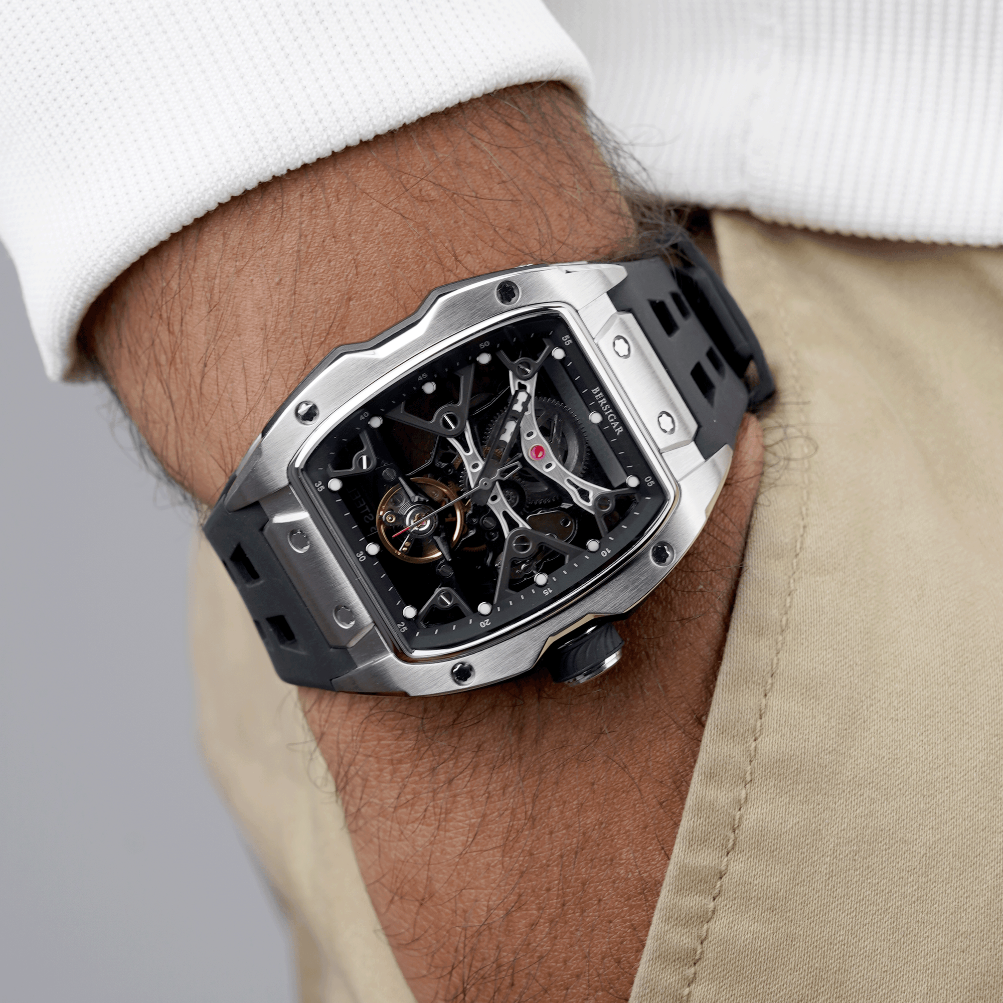 BERSIGAR RICHARDO YS018