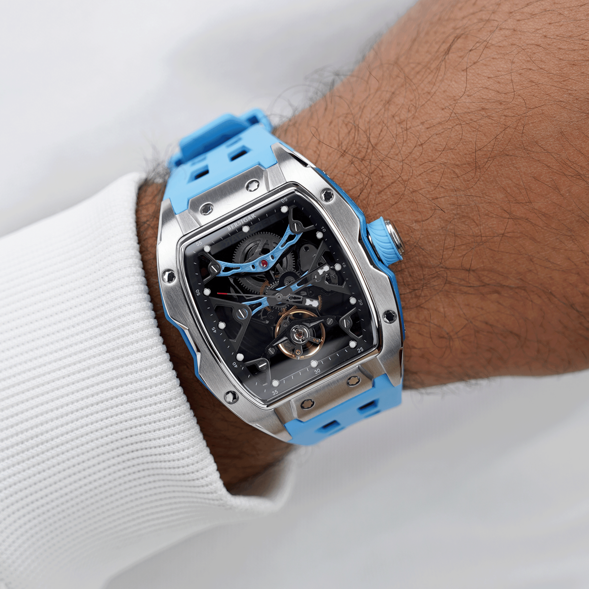 BERSIGAR RICHARDO YS018