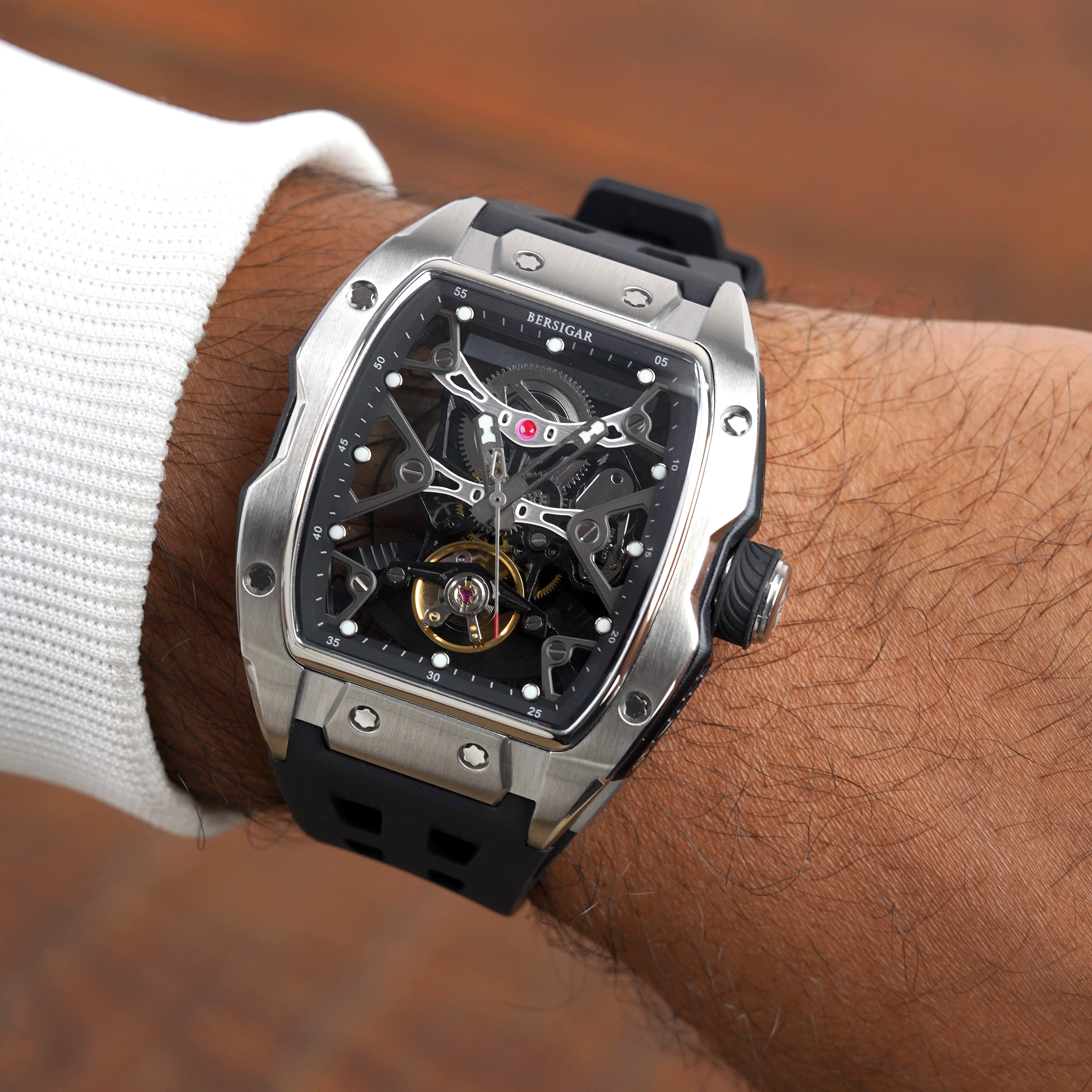 BERSIGAR RICHARDO YS018